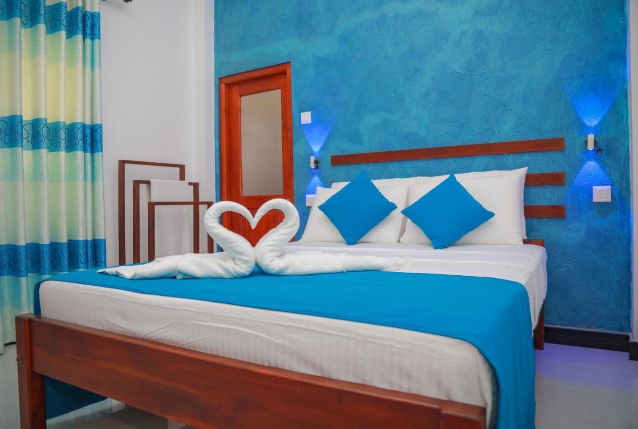 Blue Berry Villa Hikkaduwa Buitenkant foto